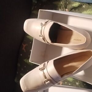 Elegant White Loafers Liz Claiborne Size 10 W NWT.